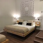 Radha Отель