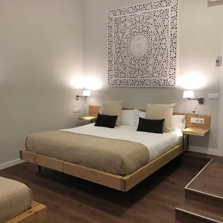 Radha Hotel