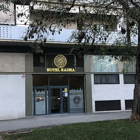 Radha Hotel