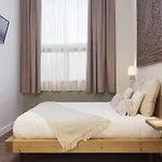 Radha Hotel 3*