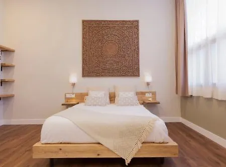 Hotel Radha 3*