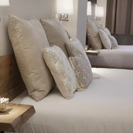 Radha Hotel 3*